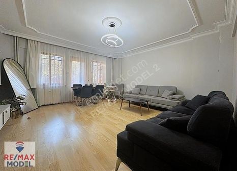 Remax Model'den Yenişehir'de Site İçerisinde 3+1 Satılık Daire