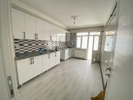 Muhittin Mh Satılık 3+1 Kelepir Daire Acill