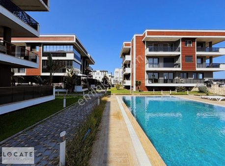 Locate'den Havuzlu Site İçi Yalı Dairesi