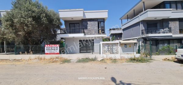 Yenifoça Korucuk Mevkii Denize 150m Mesafede Satılık 3+1 Dubleks