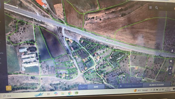 Arkadaş Emlaktan Altınbaş Elemin Köyünde Satılık Arsa