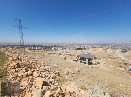 Emtia'dan Tecde'de Şehir Manzaralı 618m2 Villa İmarlı Arsa