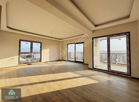 Evola Gayrimenkul'den 5+2 2 Mutfaklı 330 M²kiralık Lüks Dubleks