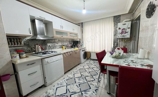 Atapark'ta Cadde Üzeri Katta Daire!