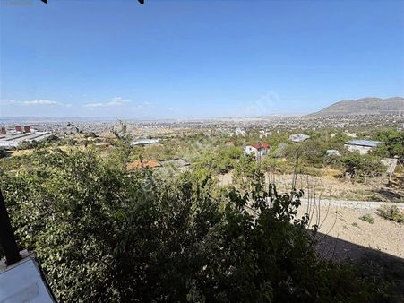 Çarşıya Yakın Yeşil Vadi De Satılık Müstakil Ev