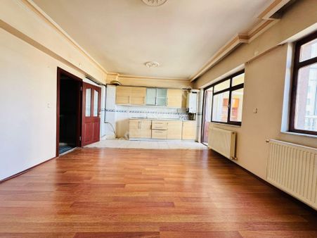 General Zeki Doğan'da Nato Yolu Cad. Yakını 3+1 Amerikan Mutfak Satılık Daire !!!