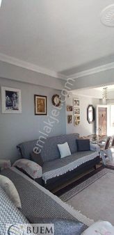 Avsa Adası Denız Mah Ptt Mevkıı 1+1 Esyasız Bahcelı Daıre