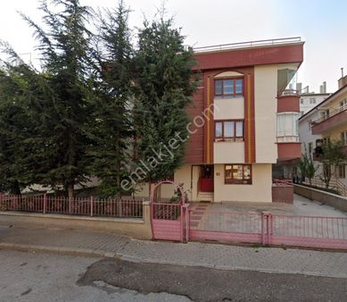 Çağlayan'da 135m2 3+1 Yapılı Çift Balkon Yalıtımlı Salon Bağımsız Otoparklı 1. Kat Güneydoğu Satılık