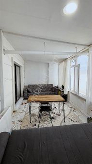 Van Avm Yanında Satılık Lüx 1+1 Daire