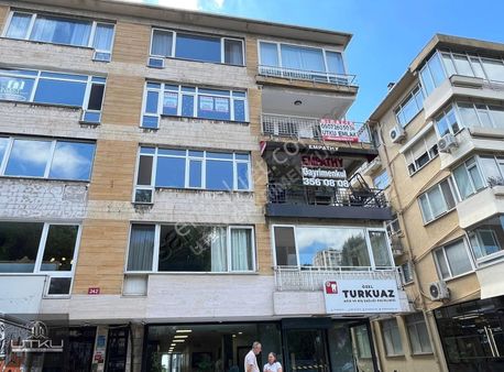 Caddebostan Bağdat Caddesi Üzerinde 150 M2 İşyerine Kiralık 4+1