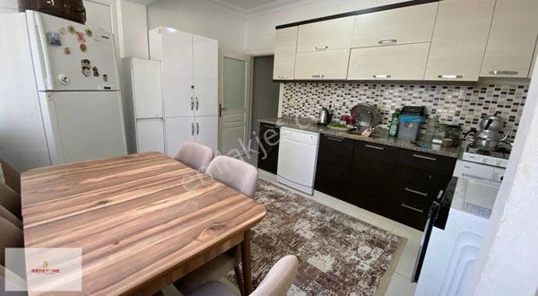 Kepez Karşıyaka Mahallesinde 2+1 Zemin Kat Satılık Daire