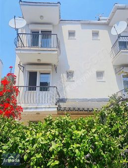 Eski Foça Atatürk Mah Kiralık Trıplex 4+1 Villa