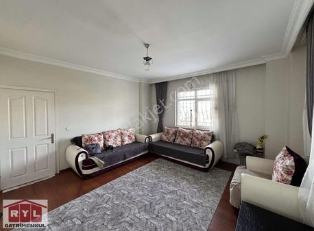 Yenidoğan Mevlana Mh Satılık 3+1 İskanlı Daire