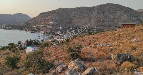 Ege Emlak Yatırımdan Bozburunda Satılık Ev/arsa