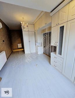 Yeni Girne'de 165m2 3+1 Lüx Kiralık Geniş Otoparklı Daire