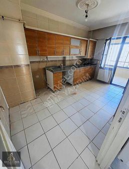 Abdullahpaşa Mahallesinde Satılık Daire