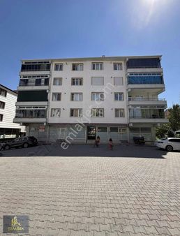 Rızaiye Mahallesinde Merkezi Konumda Satılık Daire