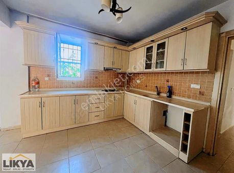 Fethiye Patlangıç Mahallesinde Giriş Kat 3+1 Bahçeli Daire