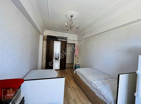 Özkesen Gayrimenkul'den Satılık 3+1 Bakımlı Daire