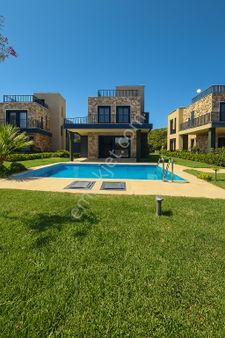 Golden Globy, Bağımsız, Havuzlu Dublex 4+1 Villa
