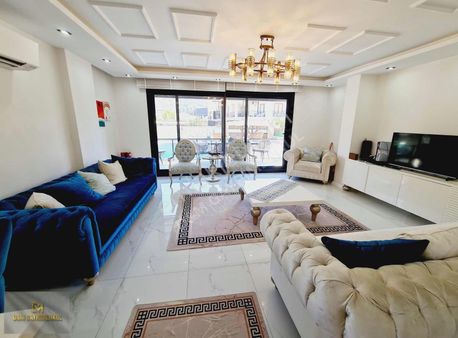 Akbük'te Merkezi Konum'da Tam Müstakil Havuzlu Villa