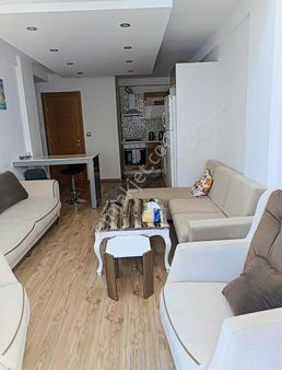 Hazuzlu Sitede Foça Mah. Pazar Pazarı Yanı Eşyalı Daire