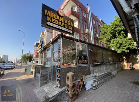 İşlek Cadde Üzerinde Aktif Çalışan Lokanta