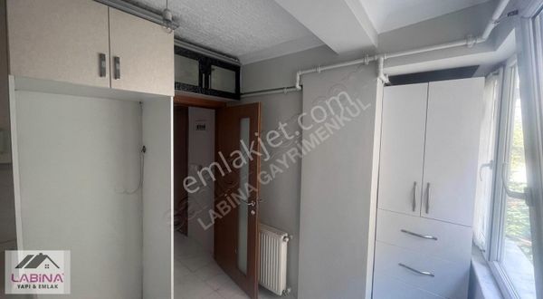 Söğütlüçeşme Mahallesi'nde 3 + 140 M² 2. Kat Dubleks Daire