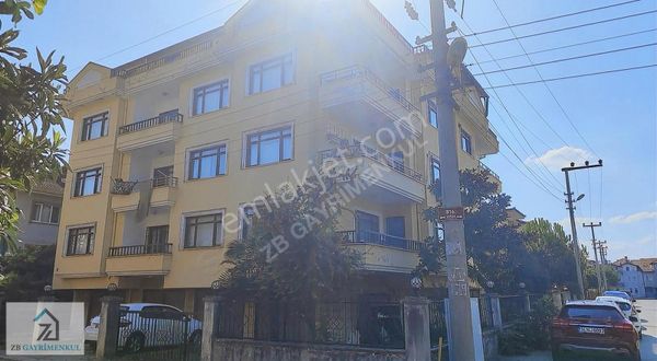 Adapazarı İstiklal Mahallesi Millet Bahçesi Arkası