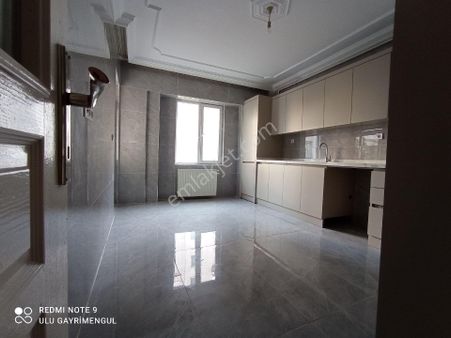 Aksaray Hastane Civarı Satılık 3+1 Daire