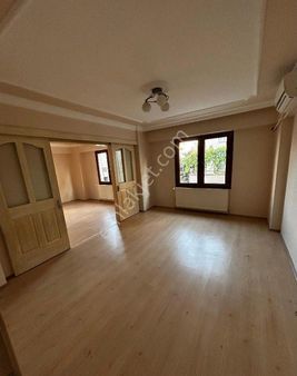 Manisa Akhisar Ulucami Mah. ‼️gazi İlköğretim Karşısı Lüx 150m² ‼️kat2 Kiralık 3+1 Daire