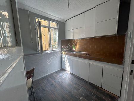 Karasu Yalı Mah. 10 Yıllık Araç Takaslı 1+1 Daire