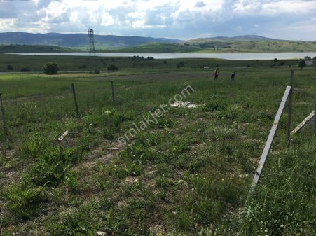 Göl Manzaralı Hobi Bahcesi