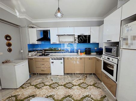 Bağlum Karakaya'da Muhteşem Site Dairesi!