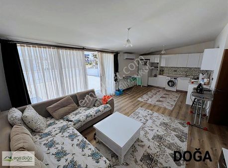 Kuşadası Merkezde Satılık Yatırımlık 5+2 Çatı Dubleks