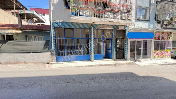 Karabağlar Bozyaka Kapalı Pazar Yakını Satılık Karafırınlı Dükkan