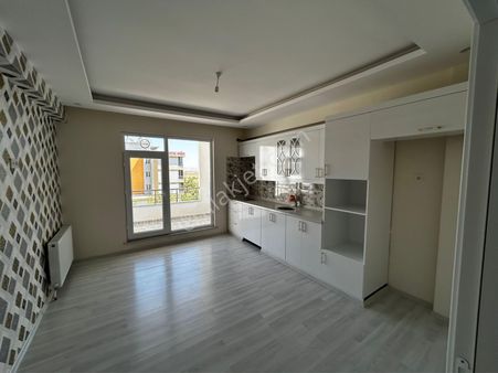 Erganide Toki Karşında 4 Katlı Dairelerin En Büyüğü Satılık 3+1 Ara Kat Daire