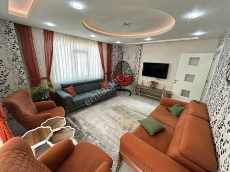 Acil Emlak Güvencesiyle Atakent 4+1 Satılık