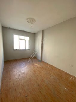 İsmetpaşa Mah 2+1 85m2 Kiralık 2.kat Daire