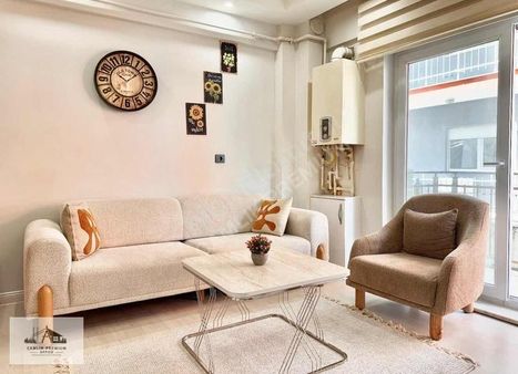 Çamlık Mevki Satılık Şık Dekoratif Eşyalı Balkonlu 1+1 Apart