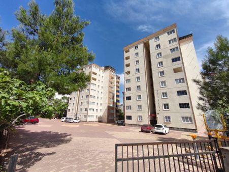 Er-taş'tan 12 Şubat Nüfus Müdürlüğü Civarı Hasarsız Geniş Ara Kat 4+1