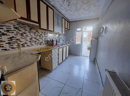 Mareşal Çakmk Mh.2+1 Full Yapılı Cadde Üzerinde Arakatta