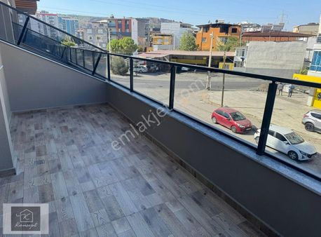 Konsept'den Metro Karşısı-teraslı-eşyalı-sıfır 1+1satılık Daire