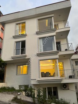 Mbt Gayrimenkul Boztepe'de Satılık Yeni 4 Katlı Bina