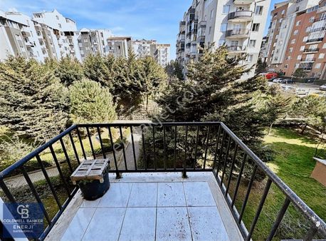 Bahçeşehir Boğazköy'de Kiralık 5+2 Dubleks Daire