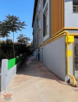 Vezirev Emlak'tan Atatürk Mah.çamlık Yolu Üstü 2+0 Asans. Daire