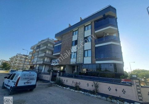 On Group Gayrimenkulden Altınkumda Heryere Yürüme Mesafesinde 3+1