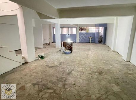 B.paşa Orta Mah. 2 Katlı Baca Çıkış İzinli 200m² Kiralık Dükkan