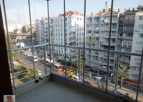 İnönü Caddesi Üzerinde