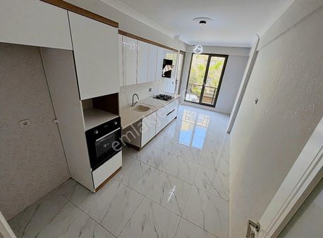 Köşemden Kapalı Otoparklı Geniş 2+1 Satılık Daire